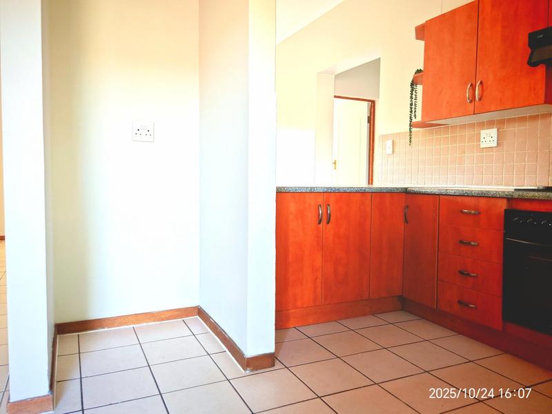 To Let 2 Bedroom Property for Rent in Waterval East North West